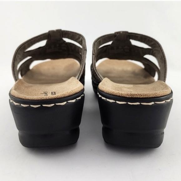 Clarks Bronze Lexi Myrtle 2 Slide On Sandals Ultimate Comfort Lightweight 9.5M - Picture 7 of 16
